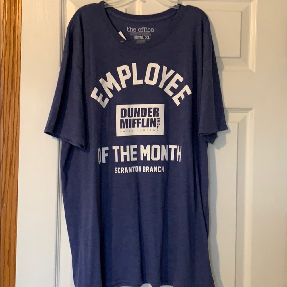 NWT The Office Employee of the Month T-shirt XL - Picture 4 of 6